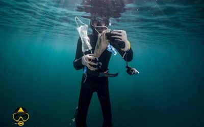¿Cómo evitar que las mascarillas y los guantes acaben en el mar?